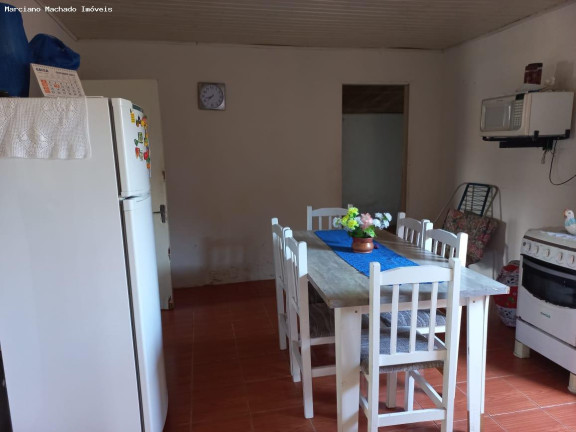 Imagem Casa com 3 Quartos à Venda, em Juscelino Kubitschek - Santa Maria Imagem Casa com 3 Quartos à Venda, em Juscelino Kubitschek - Santa Maria