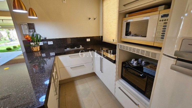 Imagem Casa com 3 Quartos à Venda, 223 m² em Parque Residencial Shambala Ii - Atibaia Imagem Casa com 3 Quartos à Venda, 223 m² em Parque Residencial Shambala Ii - Atibaia