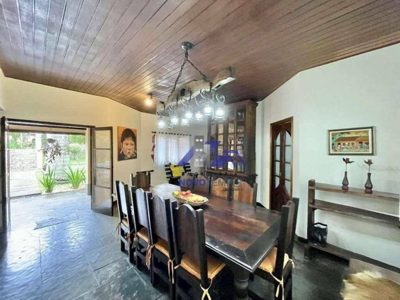 Imagem Casa com 4 Quartos à Venda, 428 m² em Jardim Colonial - Carapicuíba Imagem Casa com 4 Quartos à Venda, 428 m² em Jardim Colonial - Carapicuíba