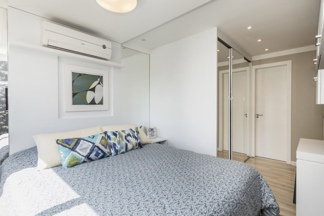 Imagem Apartamento com 2 Quartos à Venda, 64 m² em Independência - Porto Alegre Imagem Apartamento com 2 Quartos à Venda, 64 m² em Independência - Porto Alegre