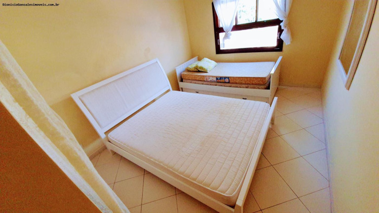 Imagem Casa com 3 Quartos à Venda, 196 m² em Três Marias - Peruíbe Imagem Casa com 3 Quartos à Venda, 196 m² em Três Marias - Peruíbe