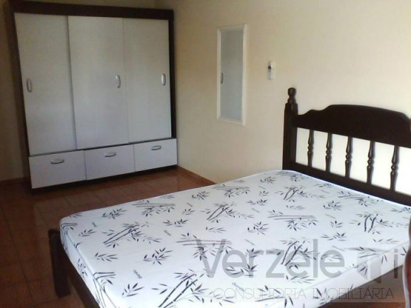 Imagem Casa com 4 Quartos para Temporada, 250 m² em Nações - Balneário Camboriú Imagem Casa com 4 Quartos para Temporada, 250 m² em Nações - Balneário Camboriú