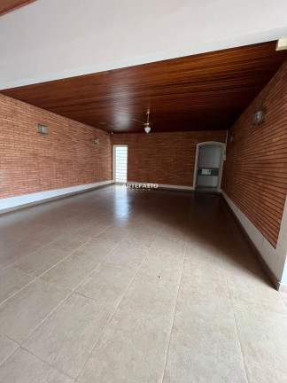 Imagem Casa com 3 Quartos à Venda, 222 m² Imagem Casa com 3 Quartos à Venda, 222 m²