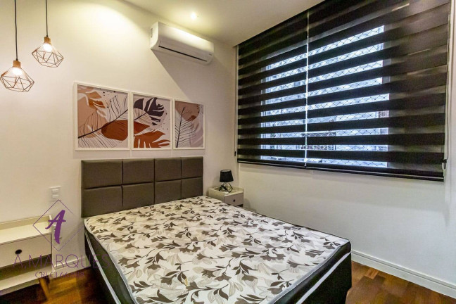 Imagem Apartamento com 2 Quartos à Venda, 80 m² em Copacabana - Rio De Janeiro