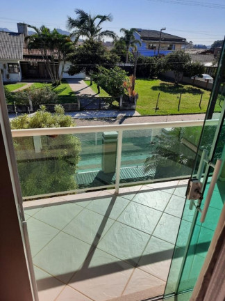 Imagem Casa com 3 Quartos à Venda, 174 m² em Areias De Palhocinha - Garopaba Imagem Casa com 3 Quartos à Venda, 174 m² em Areias De Palhocinha - Garopaba