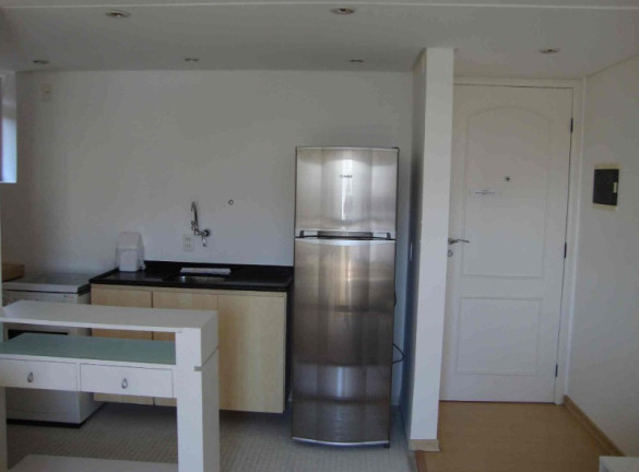 Imagem Imóvel com 1 Quarto para Alugar, 35 m² em Vila Suzana - São Paulo Imagem Imóvel com 1 Quarto para Alugar, 35 m² em Vila Suzana - São Paulo