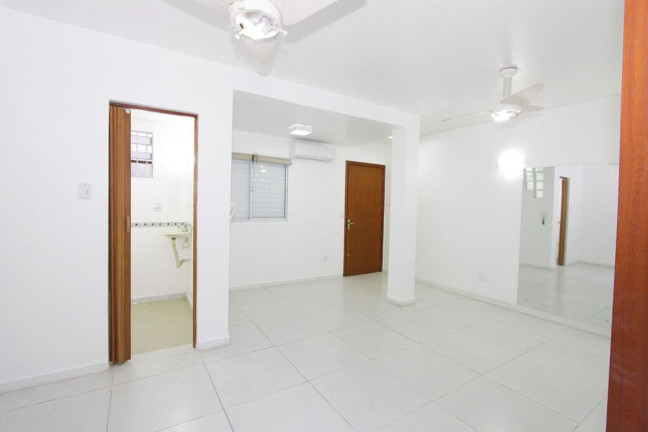 Imagem Apartamento com 1 Quarto à Venda, 60 m² em Centro Histórico - Porto Alegre Imagem Apartamento com 1 Quarto à Venda, 60 m² em Centro Histórico - Porto Alegre