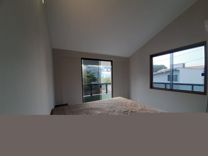 Imagem Casa com 5 Quartos à Venda, 400 m² em Ingleses Do Rio Vermelho - Florianópolis