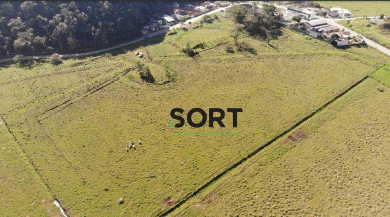 Galpão à Venda, 1.160 m² em São Domingos - Navegantes