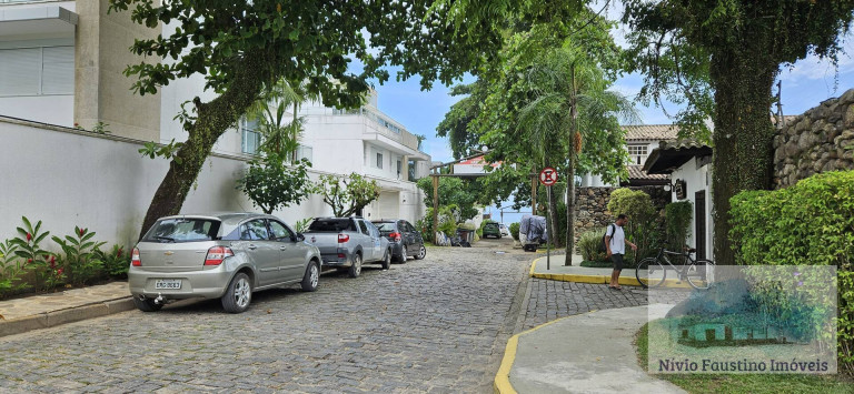 Imagem Casa com 4 Quartos à Venda, 250 m² em Juréia - São Sebastião Imagem Casa com 4 Quartos à Venda, 250 m² em Juréia - São Sebastião