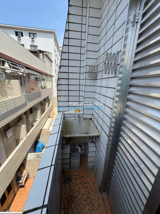 Imagem Kitnet com 1 Quarto à Venda, 20 m² em Guilhermina - Praia Grande Imagem Kitnet com 1 Quarto à Venda, 20 m² em Guilhermina - Praia Grande