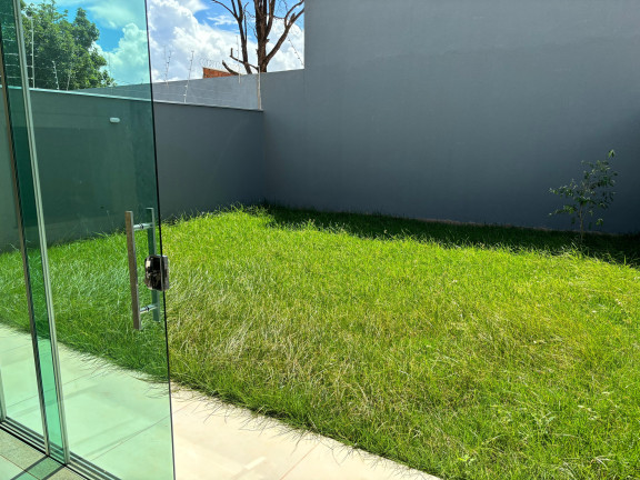 Imagem Casa com 2 Quartos à Venda, 100 m² em Jardim Itamaracá - Campo Grande