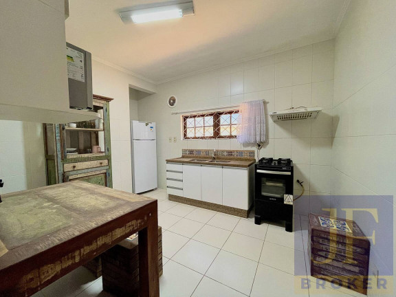 Imagem Casa com 4 Quartos para Temporada, 160 m² em Canasvieiras - Florianópolis Imagem Casa com 4 Quartos para Temporada, 160 m² em Canasvieiras - Florianópolis