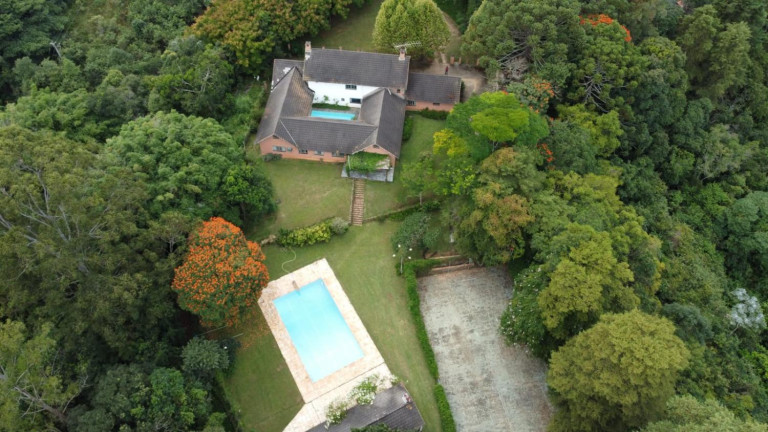 Imagem Chácara com 5 Quartos à Venda, 20.000 m² em Batatuba - Piracaia