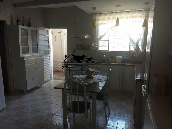 Imagem Casa com 3 Quartos à Venda, 155 m² em Vila Galvão - Guaratinguetá Imagem Casa com 3 Quartos à Venda, 155 m² em Vila Galvão - Guaratinguetá
