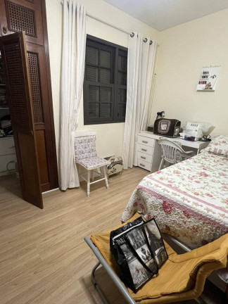Imagem Casa com 4 Quartos à Venda, 240 m² em Balneário - Florianópolis Imagem Casa com 4 Quartos à Venda, 240 m² em Balneário - Florianópolis