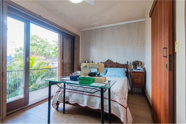 Imagem Casa com 2 Quartos à Venda, em Cidade Baixa - Porto Alegre Imagem Casa com 2 Quartos à Venda, em Cidade Baixa - Porto Alegre