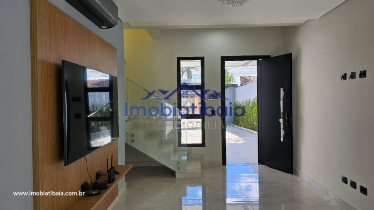 Imagem Casa com 3 Quartos à Venda, 225 m² em Vila Petrópolis - Atibaia
