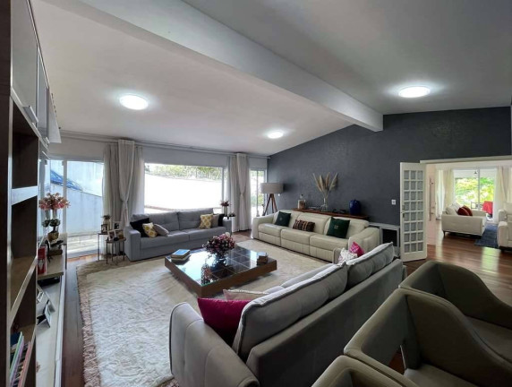 Imagem Casa com 4 Quartos à Venda,  em Vila Santo Antônio - Cotia