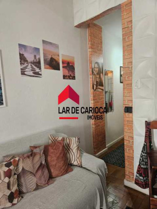 Imagem Imóvel com 1 Quarto à Venda, 23 m² em Copacabana - Rio De Janeiro Imagem Imóvel com 1 Quarto à Venda, 23 m² em Copacabana - Rio De Janeiro