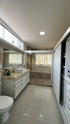 Imagem Sobrado com 6 Quartos à Venda, 420 m² em São Francisco - Goiânia Imagem Sobrado com 6 Quartos à Venda, 420 m² em São Francisco - Goiânia