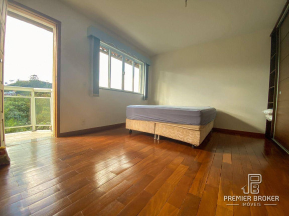 Imagem Casa com 4 Quartos à Venda, 160 m² em Iucas - Teresópolis Imagem Casa com 4 Quartos à Venda, 160 m² em Iucas - Teresópolis