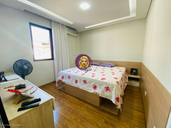 Imagem Casa com 3 Quartos à Venda, em Boqueirão - Santos Imagem Casa com 3 Quartos à Venda, em Boqueirão - Santos