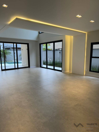 Imagem Sobrado com 5 Quartos à Venda, 450 m² em Jardim Do Golfe - São José Dos Campos
