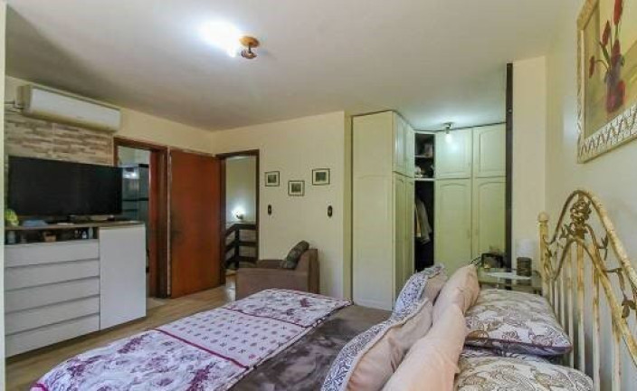 Imagem Casa com 4 Quartos à Venda,  em Espírito Santo - Porto Alegre