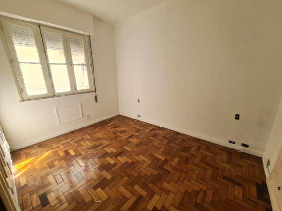 Imagem Apartamento com 3 Quartos à Venda,  em Copacabana - Rio De Janeiro