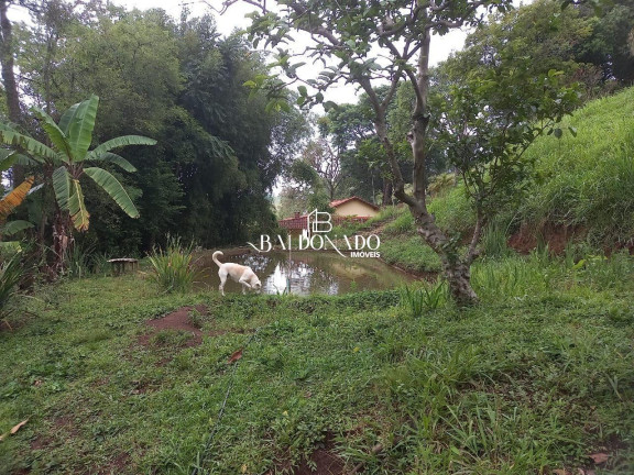 Imagem Fazenda à Venda, 300 m² em Centro - Extrema Imagem Fazenda à Venda, 300 m² em Centro - Extrema
