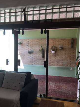 Imagem Casa com 6 Quartos à Venda, 300 m² em Maria Auxiliadora - Embu Das Artes Imagem Casa com 6 Quartos à Venda, 300 m² em Maria Auxiliadora - Embu Das Artes