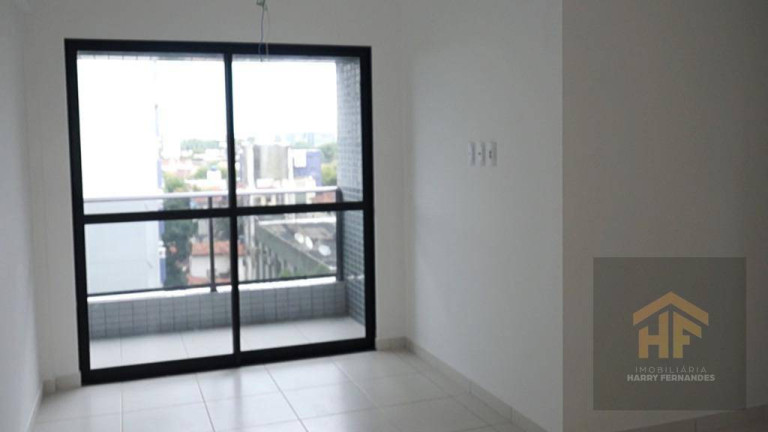 Imagem Apartamento com 3 Quartos à Venda, 66 m² em Espinheiro - Recife