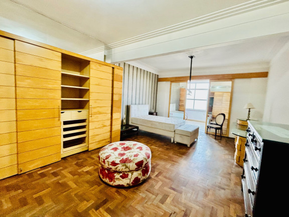 Imagem Imóvel com 4 Quartos à Venda, 280 m² em Copacabana - Rio De Janeiro Imagem Imóvel com 4 Quartos à Venda, 280 m² em Copacabana - Rio De Janeiro