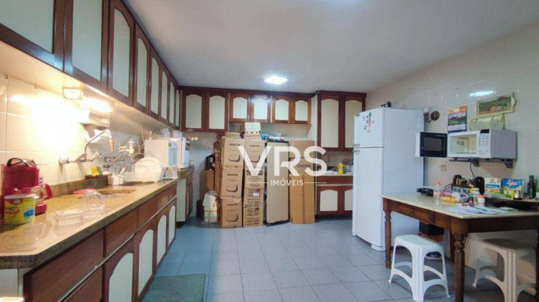Imagem Apartamento com 4 Quartos à Venda, 220 m² em Agriões - Teresópolis