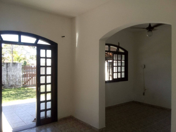 Imagem Casa com 3 Quartos à Venda, 450 m² em Boracéia - Bertioga Imagem Casa com 3 Quartos à Venda, 450 m² em Boracéia - Bertioga