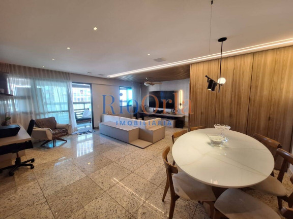 Imagem Apartamento com 4 Quartos à Venda, 143 m² em Barra Da Tijuca - Rio De Janeiro