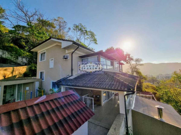 Imagem Imóvel com 5 Quartos à Venda, 329 m² em Recreio Dos Bandeirantes - Rio De Janeiro Imagem Imóvel com 5 Quartos à Venda, 329 m² em Recreio Dos Bandeirantes - Rio De Janeiro