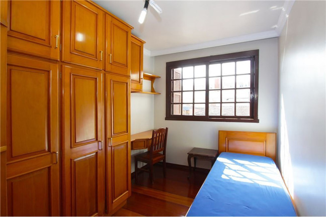 Imagem Casa com 5 Quartos à Venda, em São José - Porto Alegre Imagem Casa com 5 Quartos à Venda, em São José - Porto Alegre
