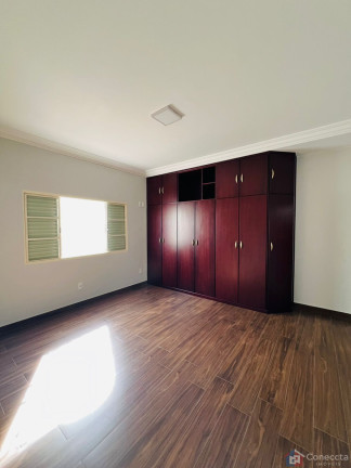 Imagem Casa com 4 Quartos à Venda, 298 m² em Valparaíso - Patos De Minas Imagem Casa com 4 Quartos à Venda, 298 m² em Valparaíso - Patos De Minas