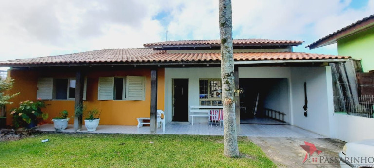 Imagem Casa com 3 Quartos à Venda, 165 m² em Igra Sul - Torres