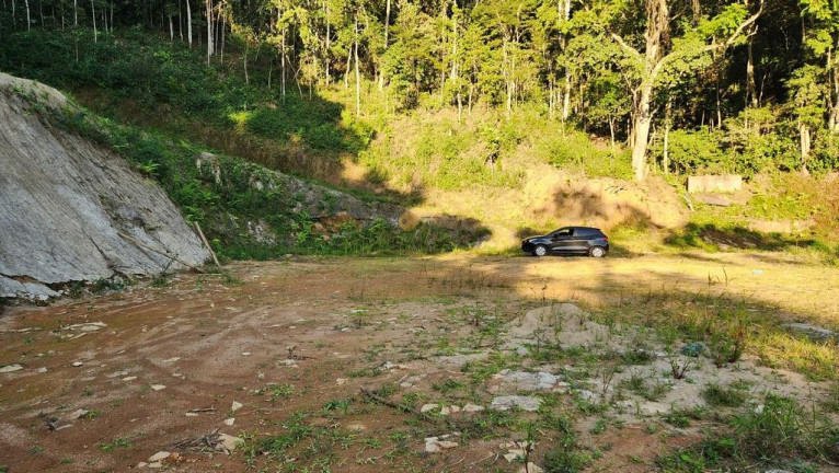 Imagem Terreno à Venda, 6.000 m² em Três Córregos - Teresópolis Imagem Terreno à Venda, 6.000 m² em Três Córregos - Teresópolis