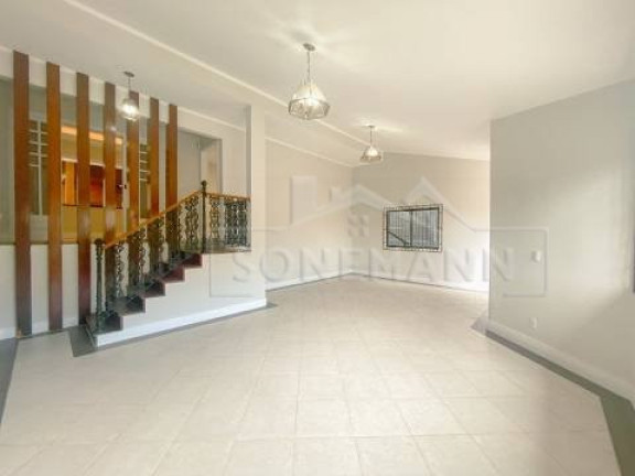 Imagem Casa com 3 Quartos à Venda, 335 m² em Coqueiros - Florianópolis