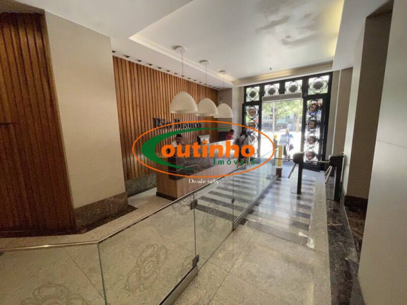 Imagem Imóvel Comercial à Venda, 100 m² em Centro - Rio De Janeiro Imagem Imóvel Comercial à Venda, 100 m² em Centro - Rio De Janeiro