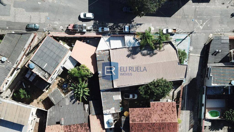 Imagem Casa com 6 Quartos à Venda, 600 m² em Centro - Vila Velha Imagem Casa com 6 Quartos à Venda, 600 m² em Centro - Vila Velha