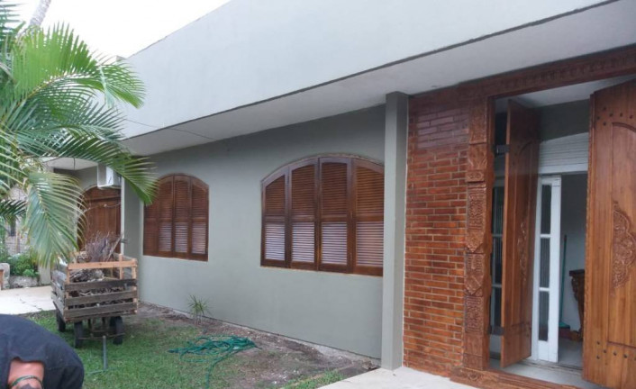 Imagem Casa com 5 Quartos à Venda, 200 m² em Centro - Xangri-lá Imagem Casa com 5 Quartos à Venda, 200 m² em Centro - Xangri-lá