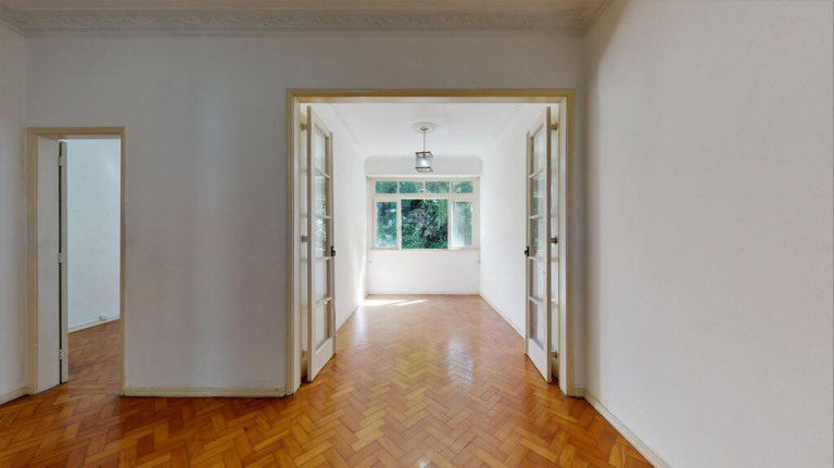 Imagem Imóvel com 3 Quartos à Venda, em Tijuca - Rio De Janeiro Imagem Imóvel com 3 Quartos à Venda, em Tijuca - Rio De Janeiro