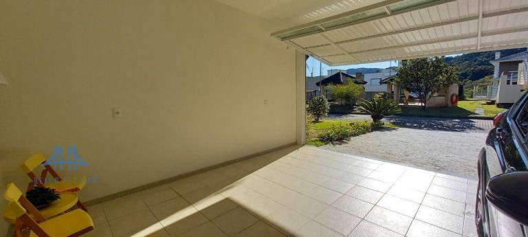 Imagem Casa com 4 Quartos à Venda, 340 m² em Córrego Grande - Florianópolis