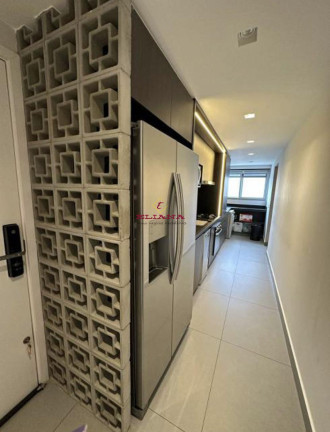 Imagem Apartamento com 3 Quartos à Venda, 136 m² em Vila Anastácio - São Paulo