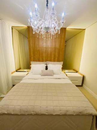 Imagem Casa com 5 Quartos à Venda, em Centro - Xangri-lá Imagem Casa com 5 Quartos à Venda, em Centro - Xangri-lá